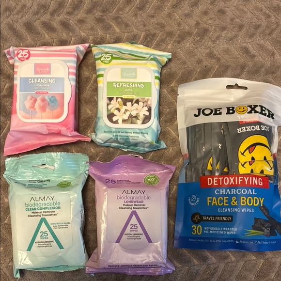 Makeup Removing Towelettes, Charcoal Face & Body Wipes bundle. All new! - Picture 1 of 3